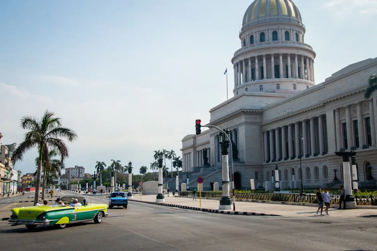 Havana Culture Guide: Music, Food, and Local Life
